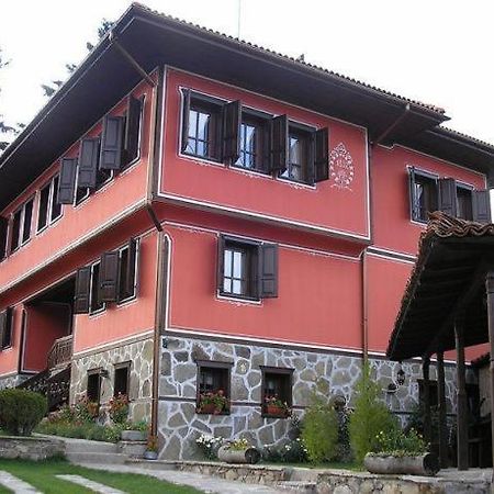 Gozbarov's Guest House Koprivchtitsa Extérieur photo
